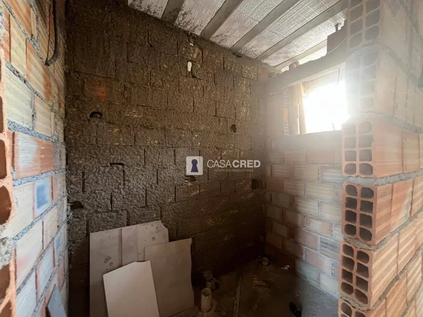 Casa com 2 quartos à venda, 54m2 em Varginha - MG - imagem 4 Foto 4 de Casa com 2 quartos à venda, 54m2 em Varginha - MG