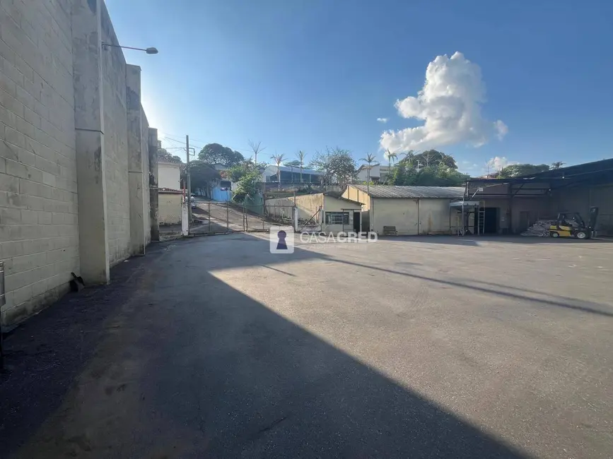 Foto 2 de Armazém / Galpão à venda e para alugar, 1684m2 em Vila Paiva, Varginha - MG