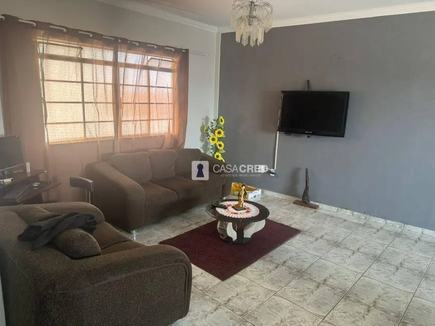 Apartamento com 3 quartos à venda, 162m2 em Centro, Varginha - MG - imagem 1 Foto 1 de Apartamento com 3 quartos à venda, 162m2 em Centro, Varginha - MG