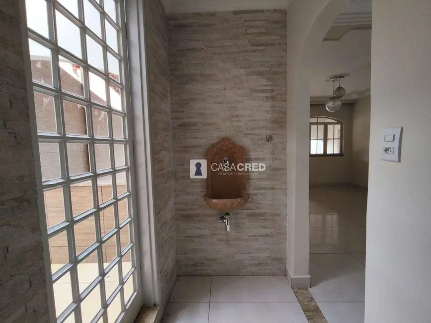 Foto 7 de Casa com 3 quartos à venda, 360m2 em Rezende, Varginha - MG