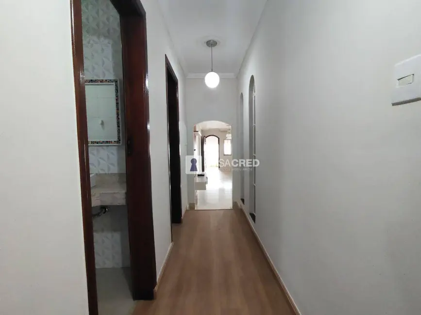 Foto 8 de Casa com 3 quartos à venda, 360m2 em Rezende, Varginha - MG