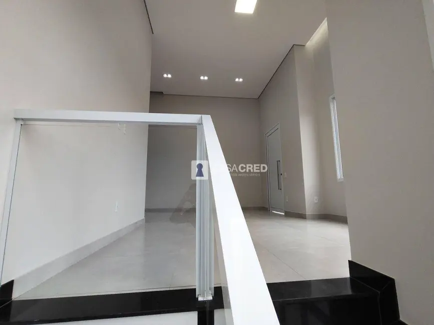 Foto 8 de Casa com 3 quartos à venda, 236m2 em Varginha - MG