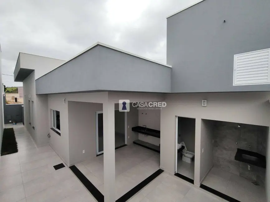 Foto 1 de Casa com 3 quartos à venda, 236m2 em Varginha - MG