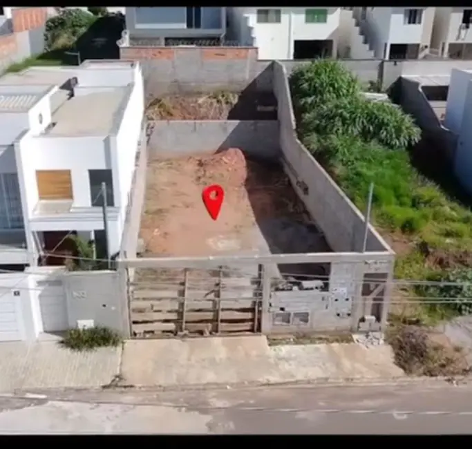 Foto 1 de Terreno / Lote à venda, 250m2 em Varginha - MG