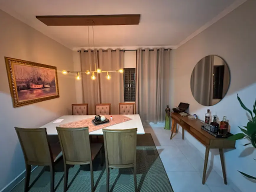 Foto 1 de Chácara com 4 quartos à venda, 1000m2 em Varginha - MG