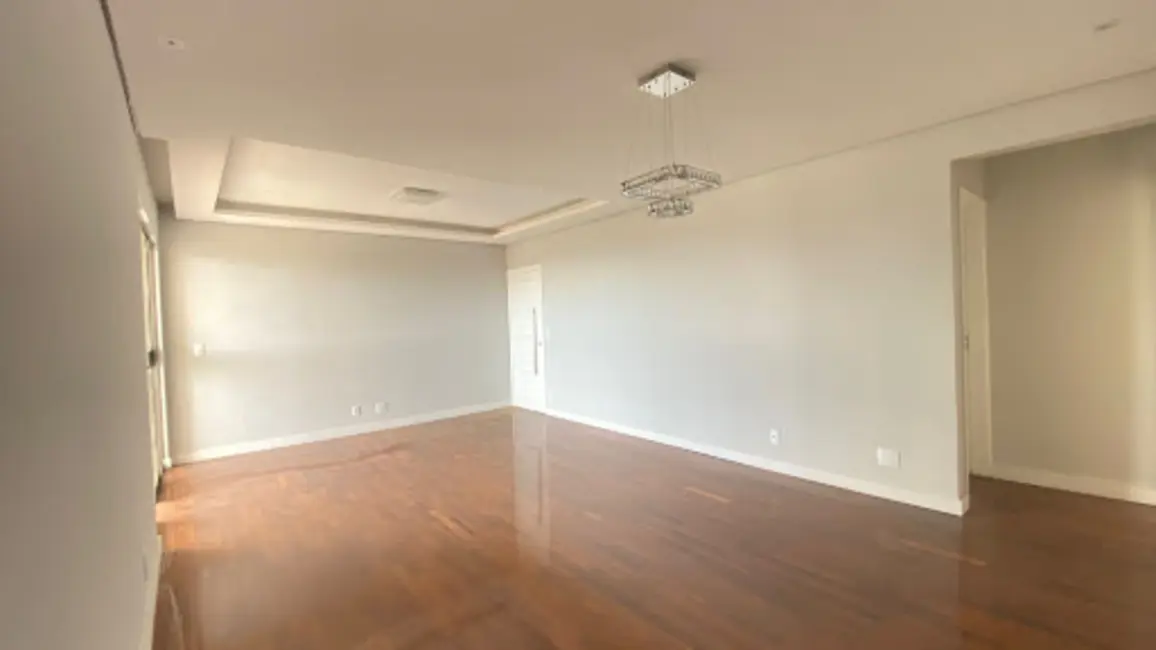 Foto 6 de Apartamento com 3 quartos à venda, 175m2 em Centro, Varginha - MG