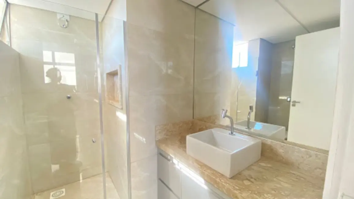 Foto 7 de Apartamento com 3 quartos à venda, 175m2 em Centro, Varginha - MG