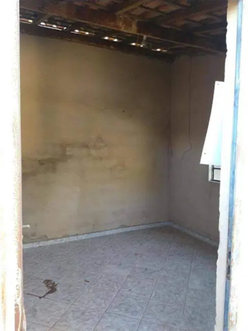 Foto 6 de Casa com 2 quartos à venda, 205m2 em Jardim Renata, Varginha - MG