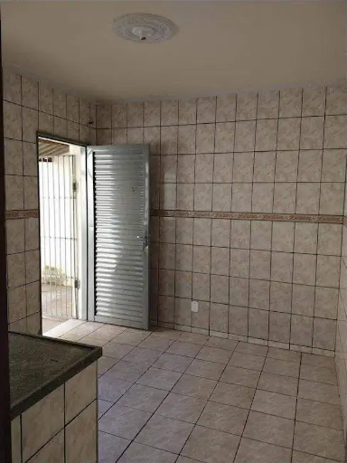 Foto 3 de Casa com 2 quartos à venda, 205m2 em Jardim Renata, Varginha - MG