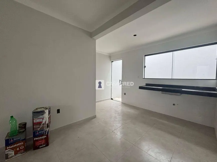 Apartamento com 2 quartos à venda, 66m2 em Jardim Áurea, Varginha - MG - imagem 4 Foto 4 de Apartamento com 2 quartos à venda, 66m2 em Jardim Áurea, Varginha - MG