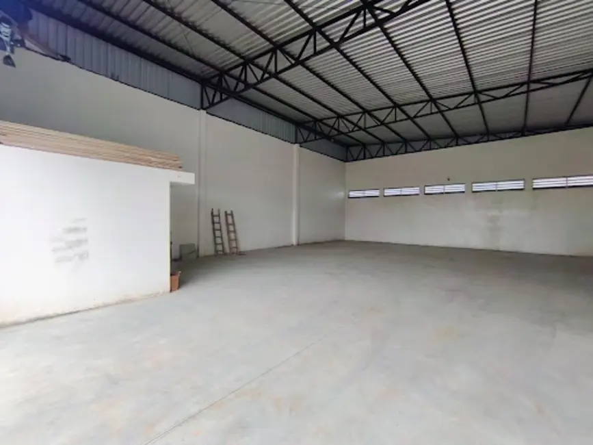 Foto 5 de Armazém / Galpão para alugar, 250m2 em Aeroporto, Varginha - MG