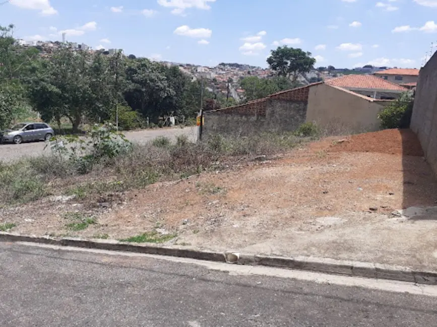 Terreno / Lote à venda, 300m2 em Jardim Ribeiro, Varginha - MG - imagem 3 Foto 3 de Terreno / Lote à venda, 300m2 em Jardim Ribeiro, Varginha - MG
