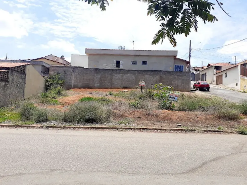 Terreno / Lote à venda, 300m2 em Jardim Ribeiro, Varginha - MG - imagem 1 Foto 1 de Terreno / Lote à venda, 300m2 em Jardim Ribeiro, Varginha - MG