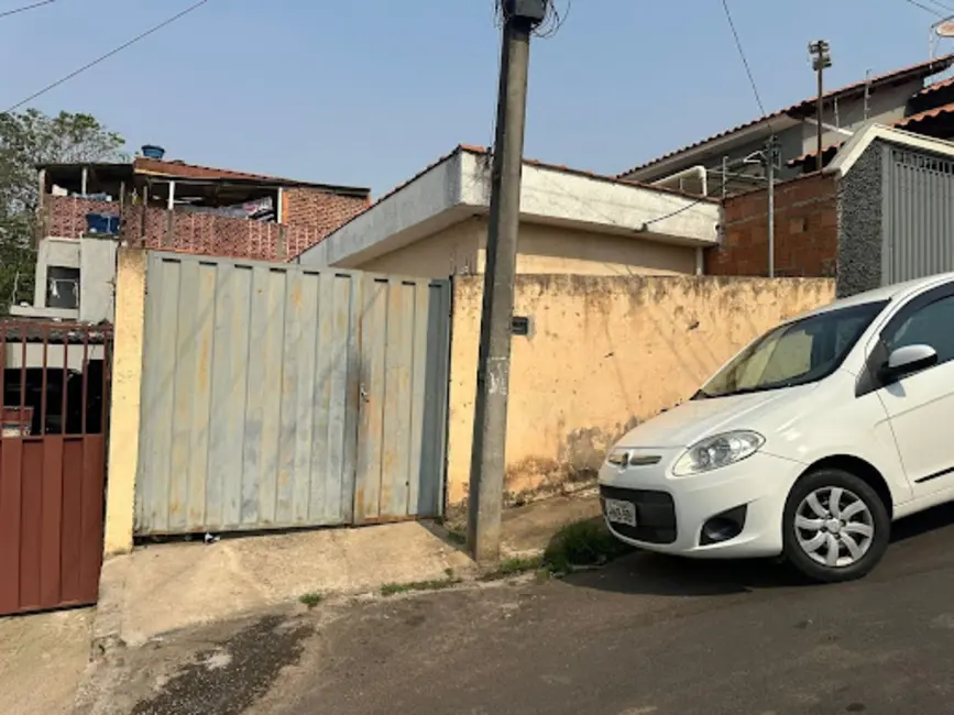 Foto 2 de Casa com 2 quartos à venda, 125m2 em Vila Andere II, Varginha - MG