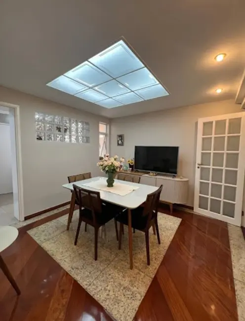 Foto 8 de Apartamento com 3 quartos à venda, 123m2 em Centro, Varginha - MG