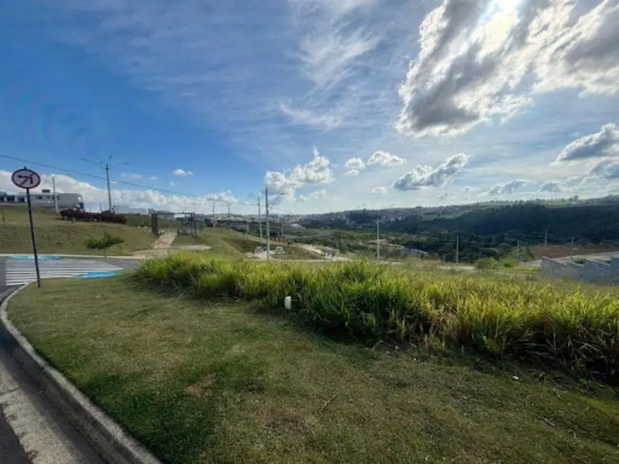 Foto 7 de Terreno / Lote à venda, 242m2 em Varginha - MG