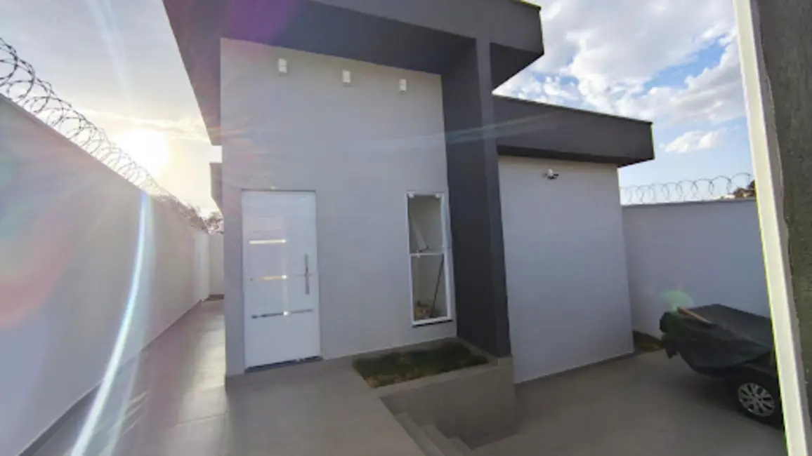 Foto 2 de Casa com 3 quartos à venda, 200m2 em Varginha - MG