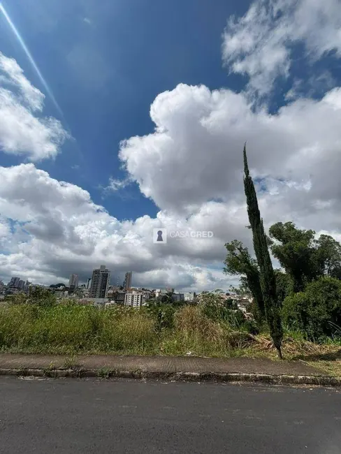 Foto 2 de Terreno / Lote à venda, 715m2 em Vila Pinto, Varginha - MG