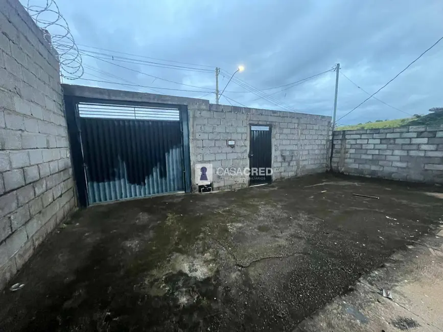 Foto 2 de Casa com 2 quartos à venda, 160m2 em Varginha - MG