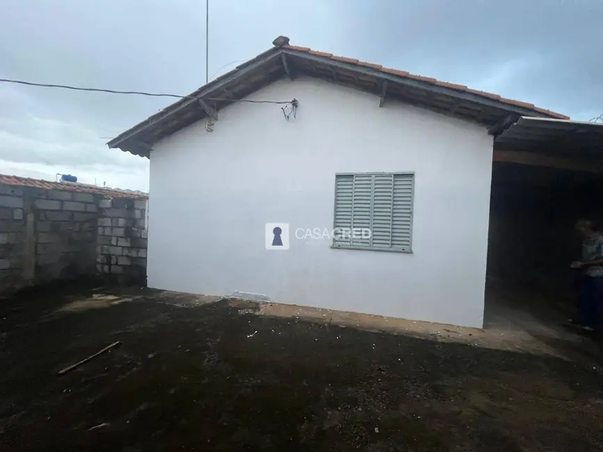 Foto 3 de Casa com 2 quartos à venda, 160m2 em Varginha - MG