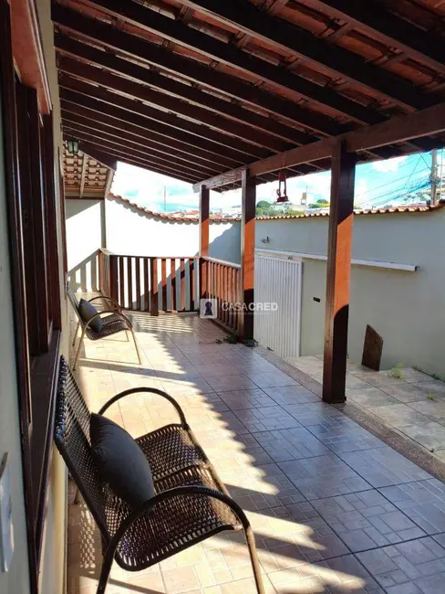Foto 6 de Casa com 2 quartos para alugar, 150m2 em Rezende, Varginha - MG