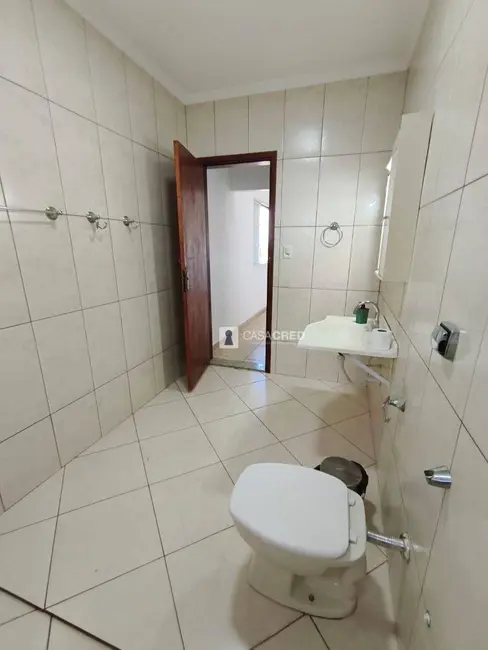 Foto 9 de Casa com 2 quartos para alugar, 150m2 em Rezende, Varginha - MG