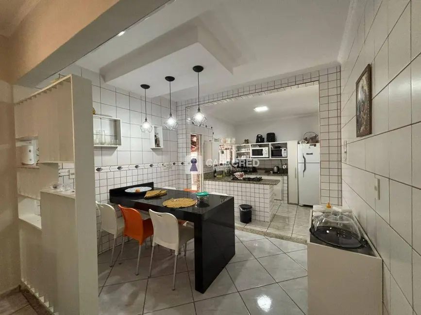 Foto 8 de Casa com 3 quartos à venda, 150m2 em Santana, Varginha - MG