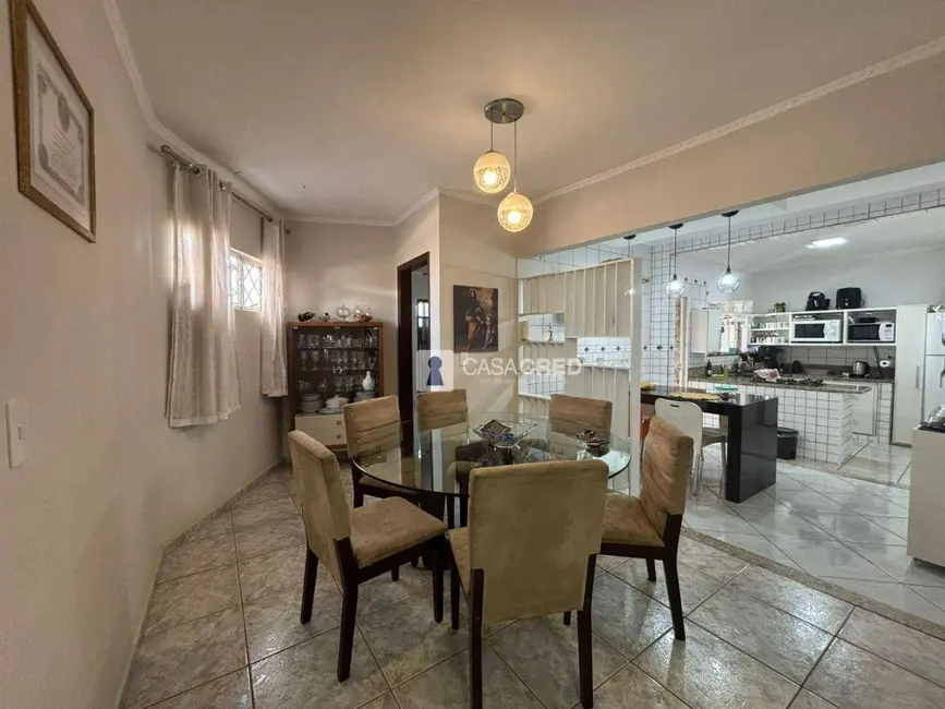 Foto 7 de Casa com 3 quartos à venda, 150m2 em Santana, Varginha - MG