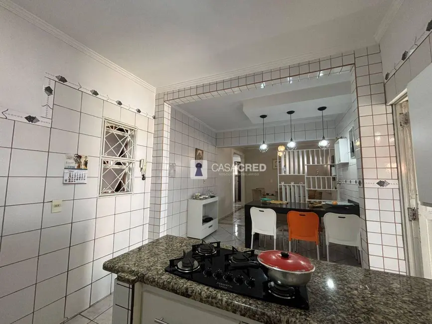 Foto 9 de Casa com 3 quartos à venda, 150m2 em Santana, Varginha - MG