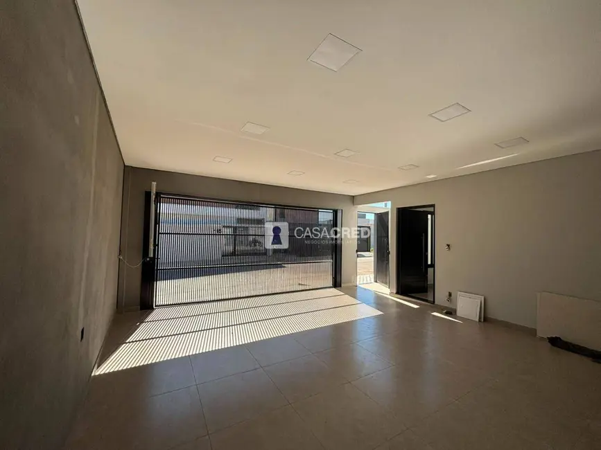 Casa com 3 quartos à venda, 270m2 em Vila Paiva, Varginha - MG - imagem 3 Foto 3 de Casa com 3 quartos à venda, 270m2 em Vila Paiva, Varginha - MG