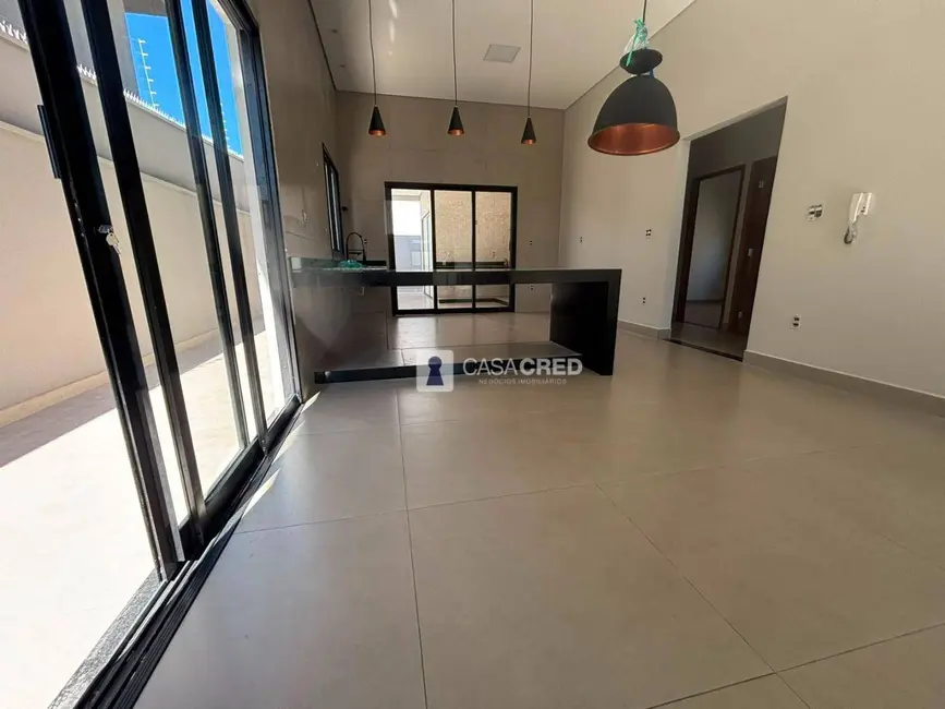 Casa com 3 quartos à venda, 270m2 em Vila Paiva, Varginha - MG - imagem 6 Foto 6 de Casa com 3 quartos à venda, 270m2 em Vila Paiva, Varginha - MG