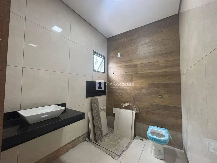 Foto 9 de Casa com 3 quartos à venda, 270m2 em Vila Paiva, Varginha - MG