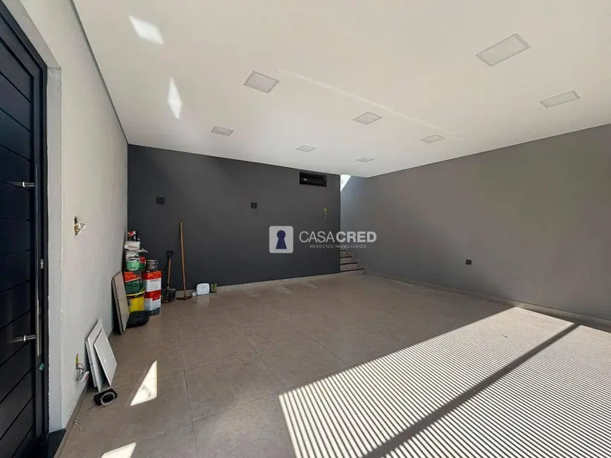 Casa com 3 quartos à venda, 270m2 em Vila Paiva, Varginha - MG - imagem 2 Foto 2 de Casa com 3 quartos à venda, 270m2 em Vila Paiva, Varginha - MG