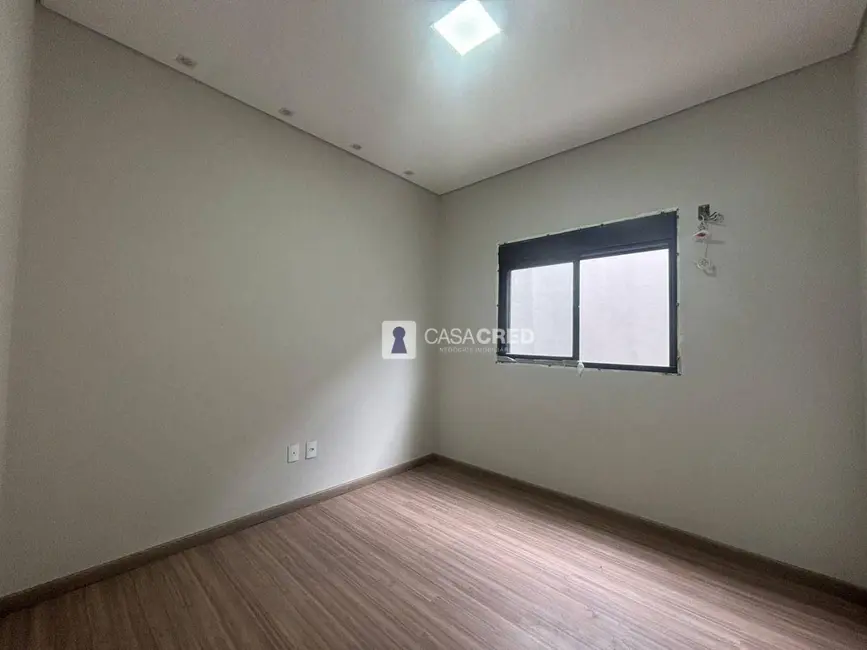 Foto 8 de Casa com 3 quartos à venda, 270m2 em Vila Paiva, Varginha - MG