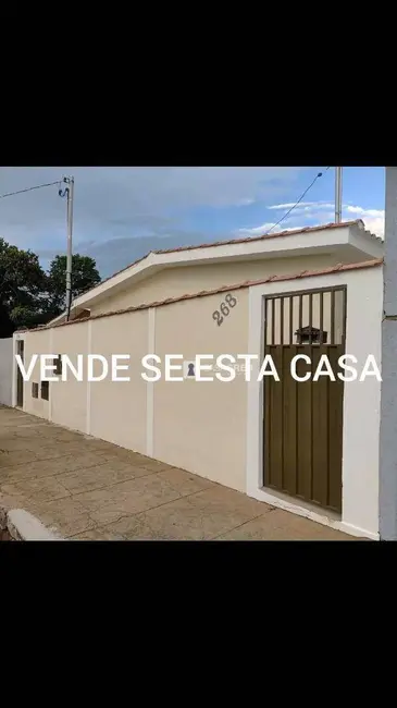 Casa com 3 quartos à venda, 330m2 em Alfenas - MG - imagem 1 Foto 1 de Casa com 3 quartos à venda, 330m2 em Alfenas - MG