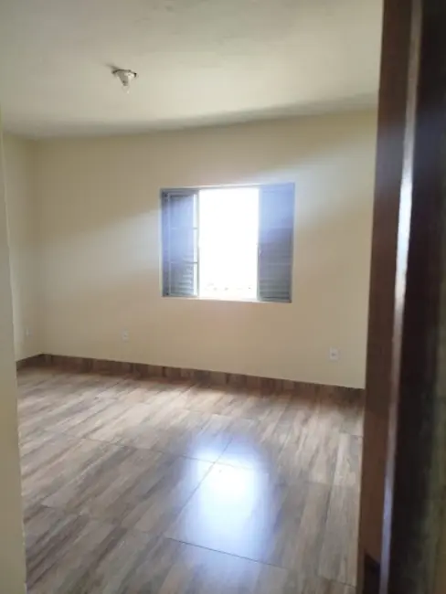 Foto 2 de Casa com 3 quartos à venda, 218m2 em Jardim Corcetti I, Varginha - MG