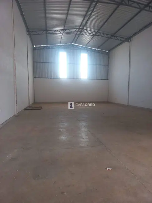 Foto 4 de Armazém / Galpão para alugar, 300m2 em Campinho, Alfenas - MG