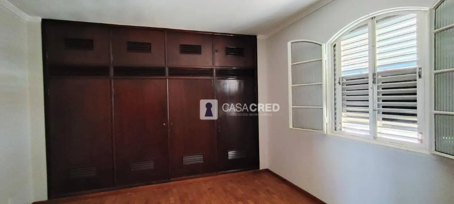 Foto 7 de Casa com 4 quartos para alugar em Vila Pinto, Varginha - MG