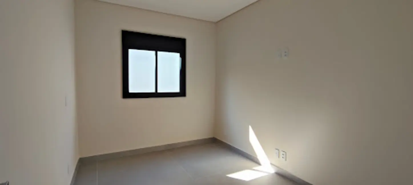 Foto 7 de Casa com 3 quartos à venda e para alugar, 220m2 em Industrial JK, Varginha - MG