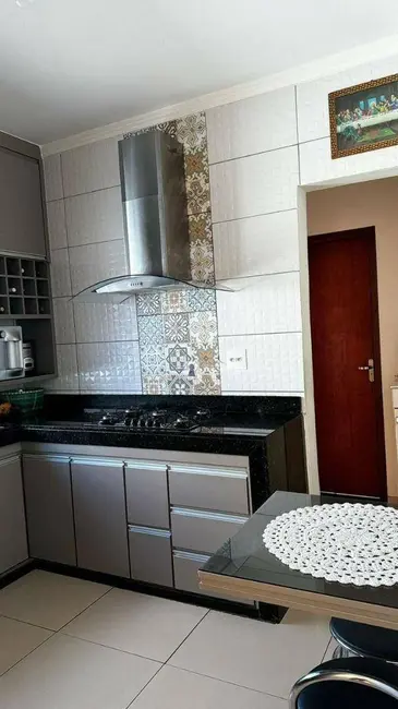 Foto 8 de Casa com 3 quartos à venda, 200m2 em San Marino, Varginha - MG