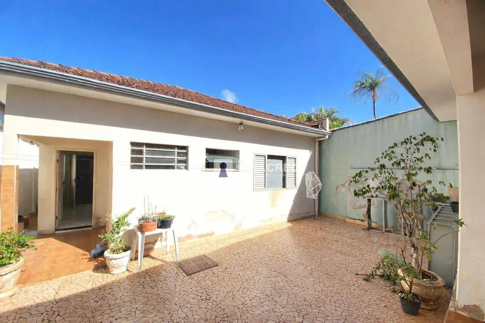 Foto 1 de Casa com 2 quartos à venda, 300m2 em Jardim São Lucas III, Alfenas - MG