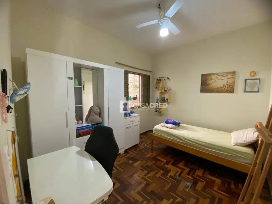 Foto 6 de Casa com 2 quartos à venda, 300m2 em Jardim São Lucas III, Alfenas - MG