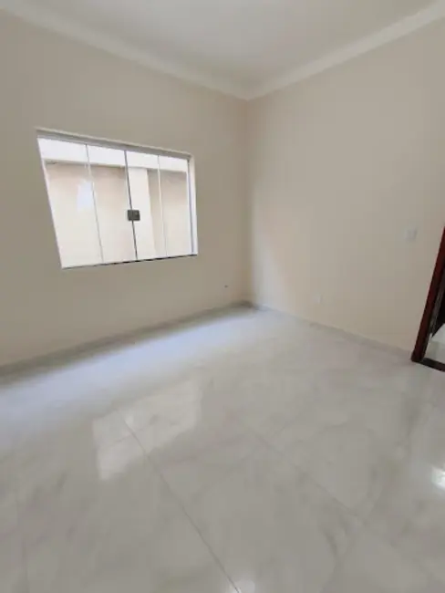 Foto 2 de Apartamento com 2 quartos para alugar em Minas Gerais, Varginha - MG
