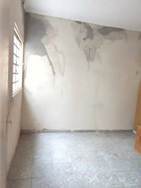 Casa com 3 quartos à venda, 200m2 em Jardim América, Alfenas - MG - imagem 4 Foto 4 de Casa com 3 quartos à venda, 200m2 em Jardim América, Alfenas - MG