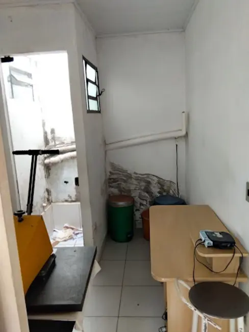 Casa com 3 quartos à venda, 200m2 em Jardim América, Alfenas - MG - imagem 3 Foto 3 de Casa com 3 quartos à venda, 200m2 em Jardim América, Alfenas - MG