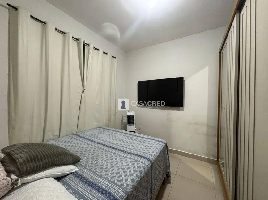 Casa com 2 quartos à venda, 200m2 em Alto da Figueira III, Varginha - MG - imagem 6 Foto 6 de Casa com 2 quartos à venda, 200m2 em Alto da Figueira III, Varginha - MG