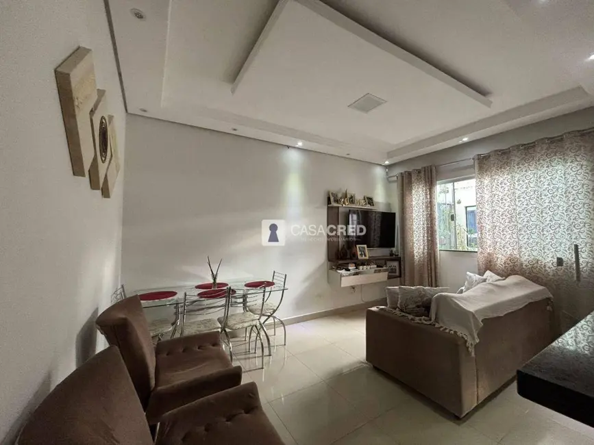Casa com 2 quartos à venda, 200m2 em Alto da Figueira III, Varginha - MG - imagem 2 Foto 2 de Casa com 2 quartos à venda, 200m2 em Alto da Figueira III, Varginha - MG