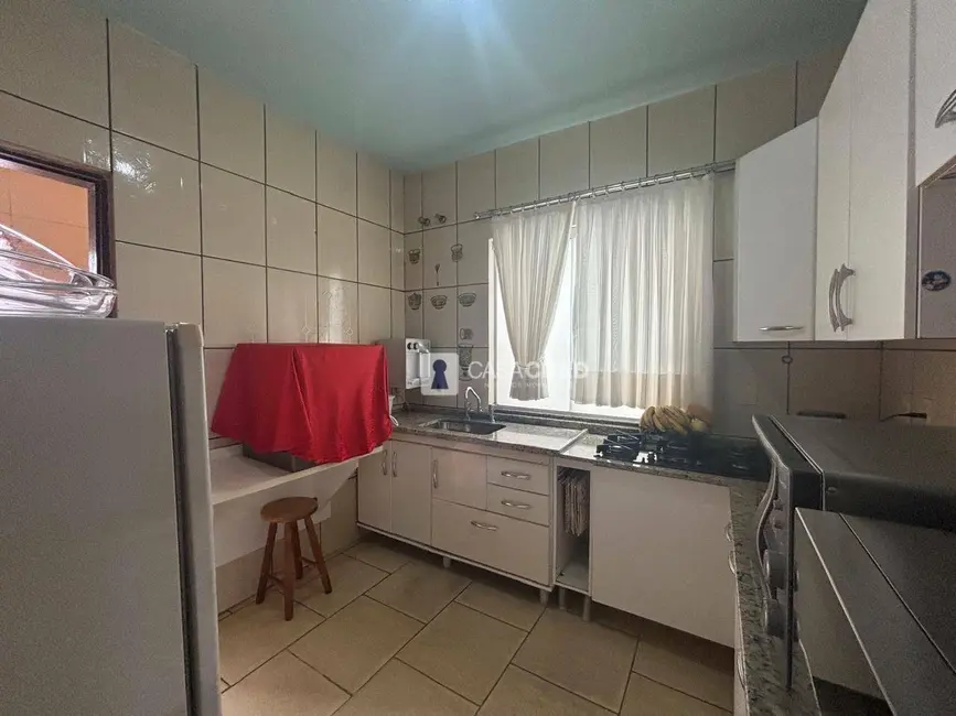 Foto 7 de Casa com 2 quartos à venda, 100m2 em Imperial, Varginha - MG