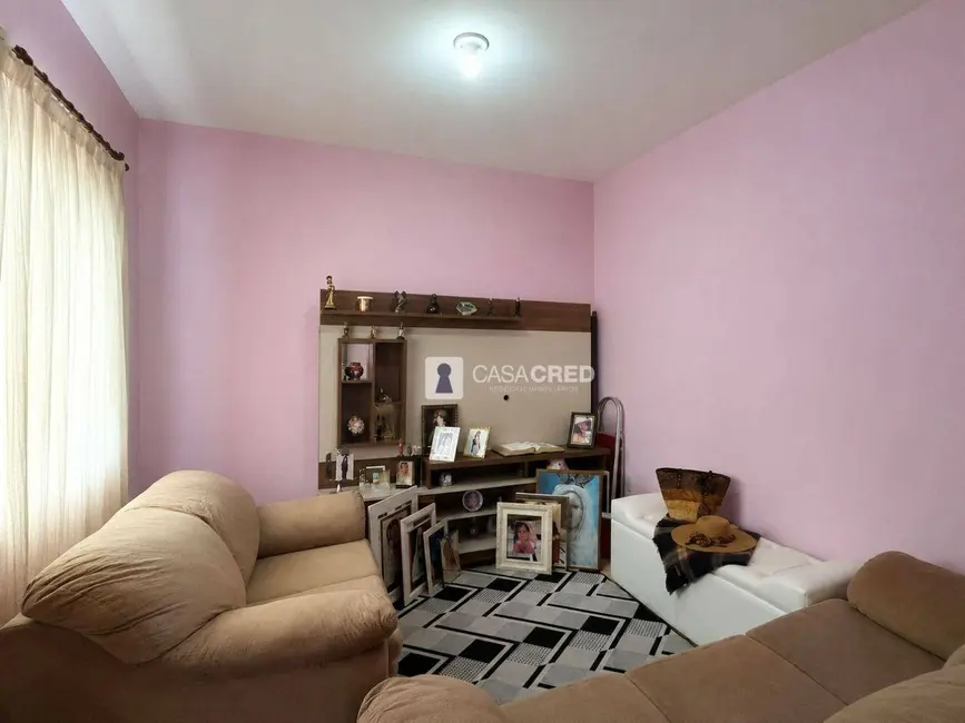 Foto 4 de Casa com 2 quartos à venda, 100m2 em Imperial, Varginha - MG