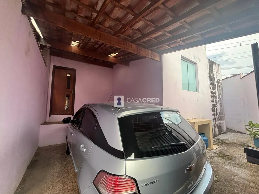 Foto 2 de Casa com 2 quartos à venda, 100m2 em Imperial, Varginha - MG